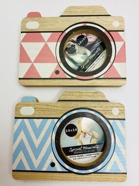 🌼4/$10🌼 Set of 2 Wooden Camera Photo Frames - Pink & Blue